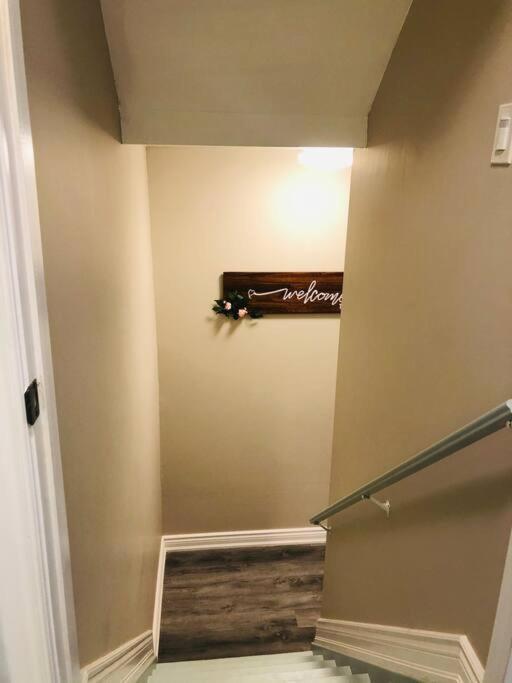 Entire Basement With 3 Bedrooms Niagara Falls Luaran gambar